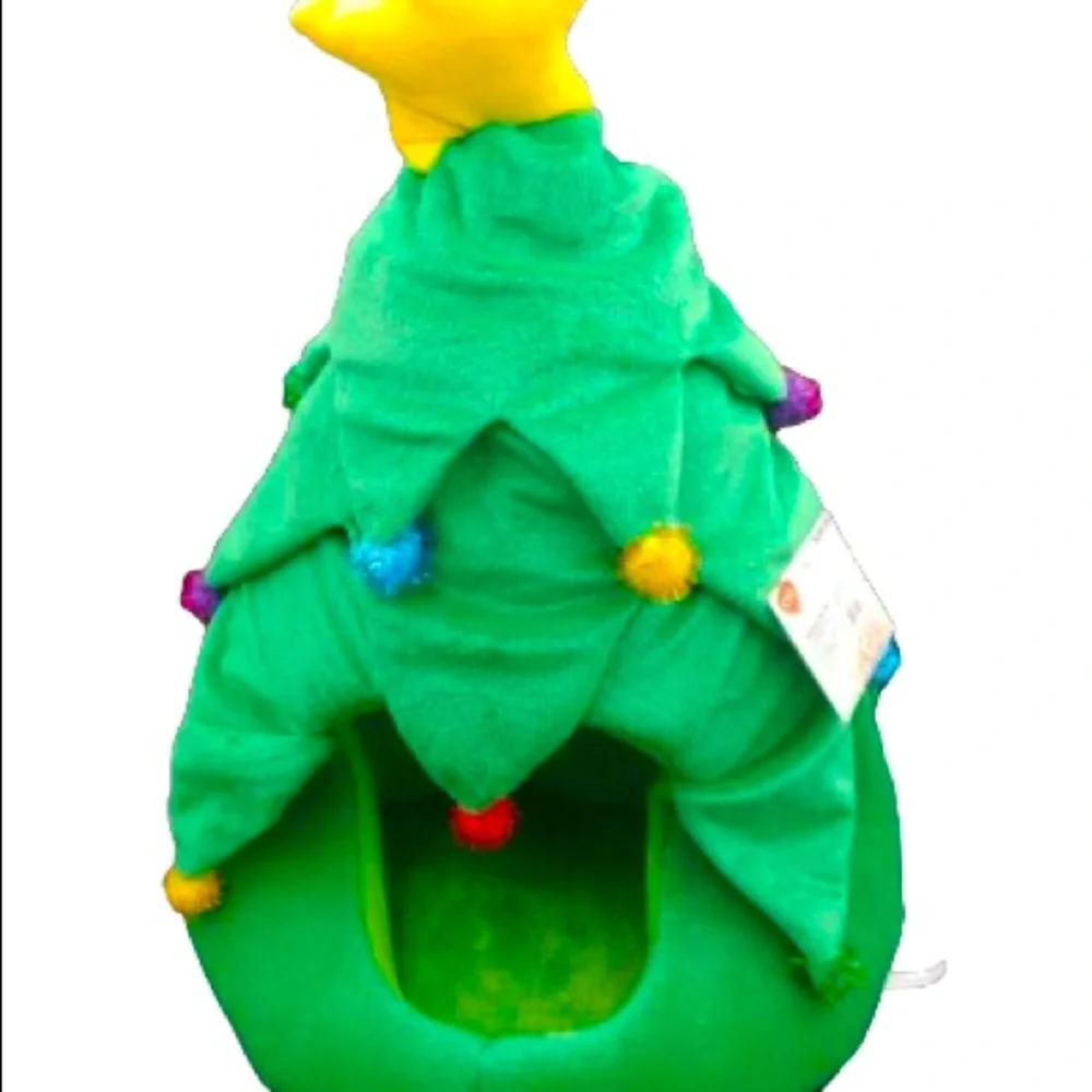 NWT holiday pet hut Christmas tree with colored poof balls and golden star